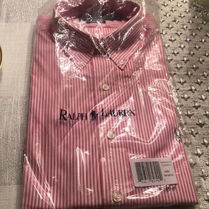 Men’s pink and white pinstripe dress shirt